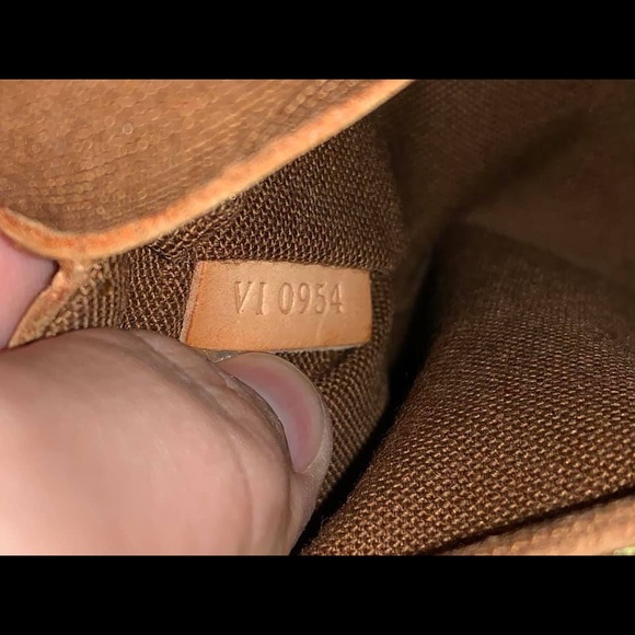 SOLD - Picture 3 of 7